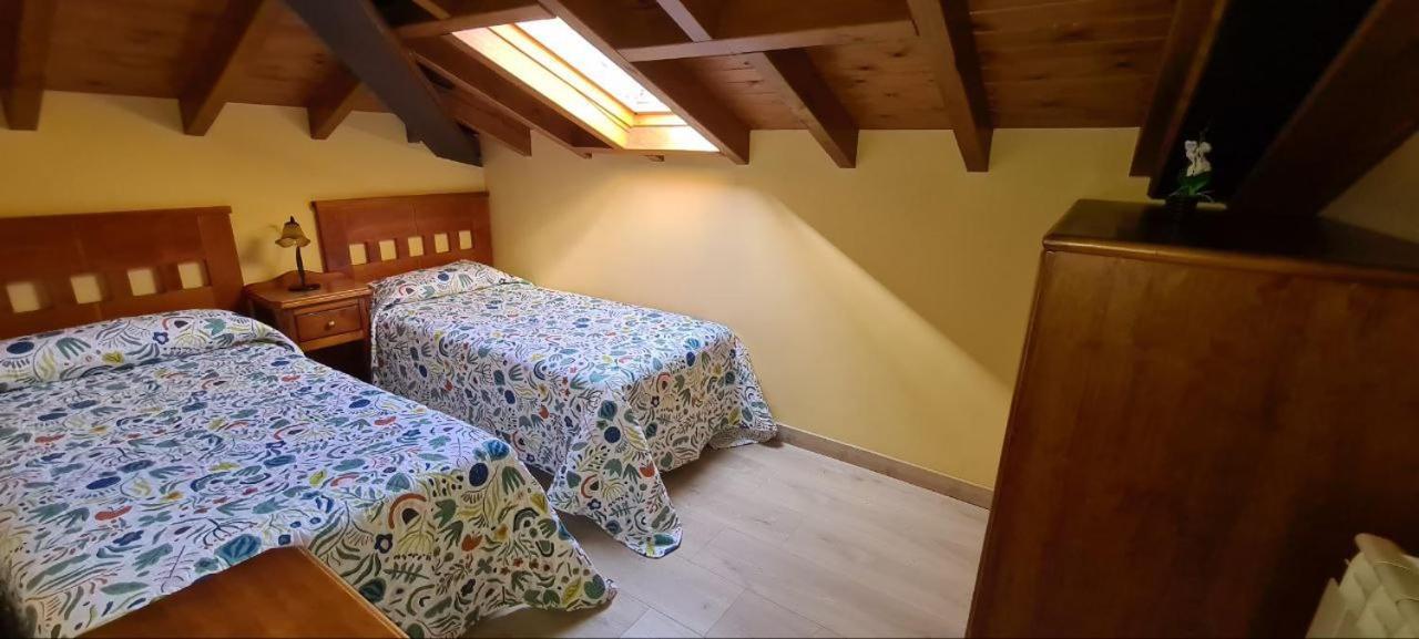 Apartamentos La Corona - Cabrales Carrena de Cabrales Zewnętrze zdjęcie